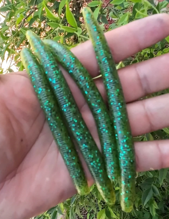 5" Stick Worms Bass Magnet Mustard Color (8 pack)