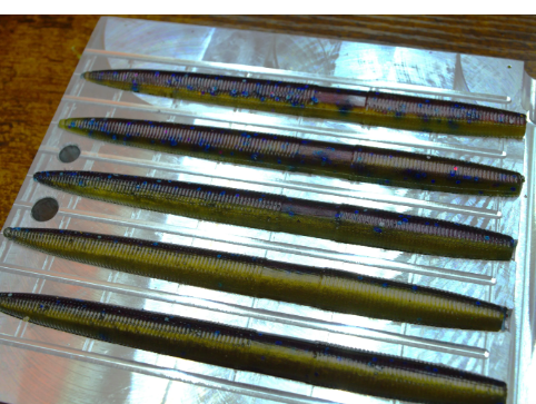 5" Stick Worms Laminated Bluegill Color Purple (8 pack) 3 Scents to Choose!