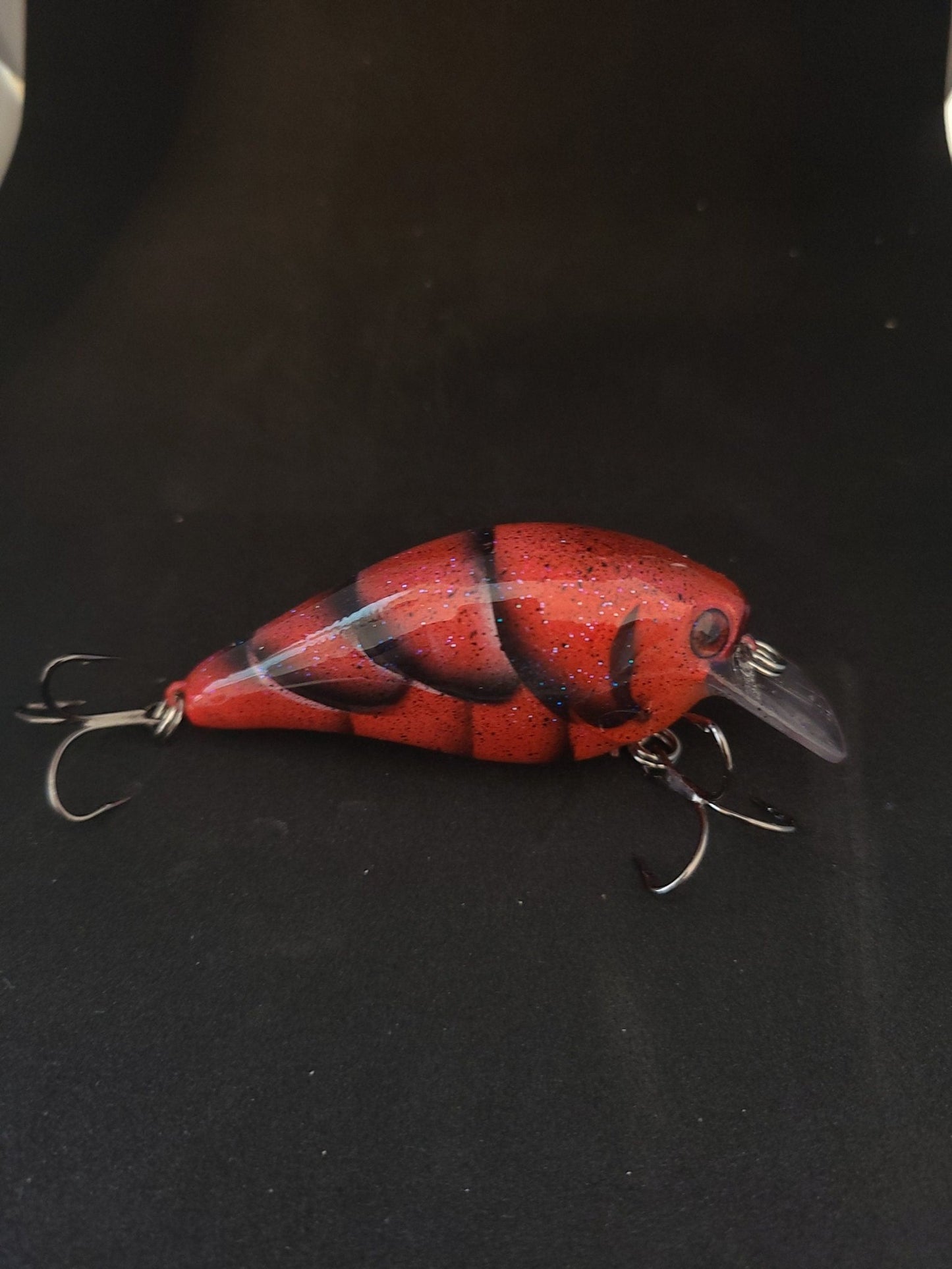 3" Custom Painted Crankbait Vivid Red Craw Color - JQ's ReefShack LLC