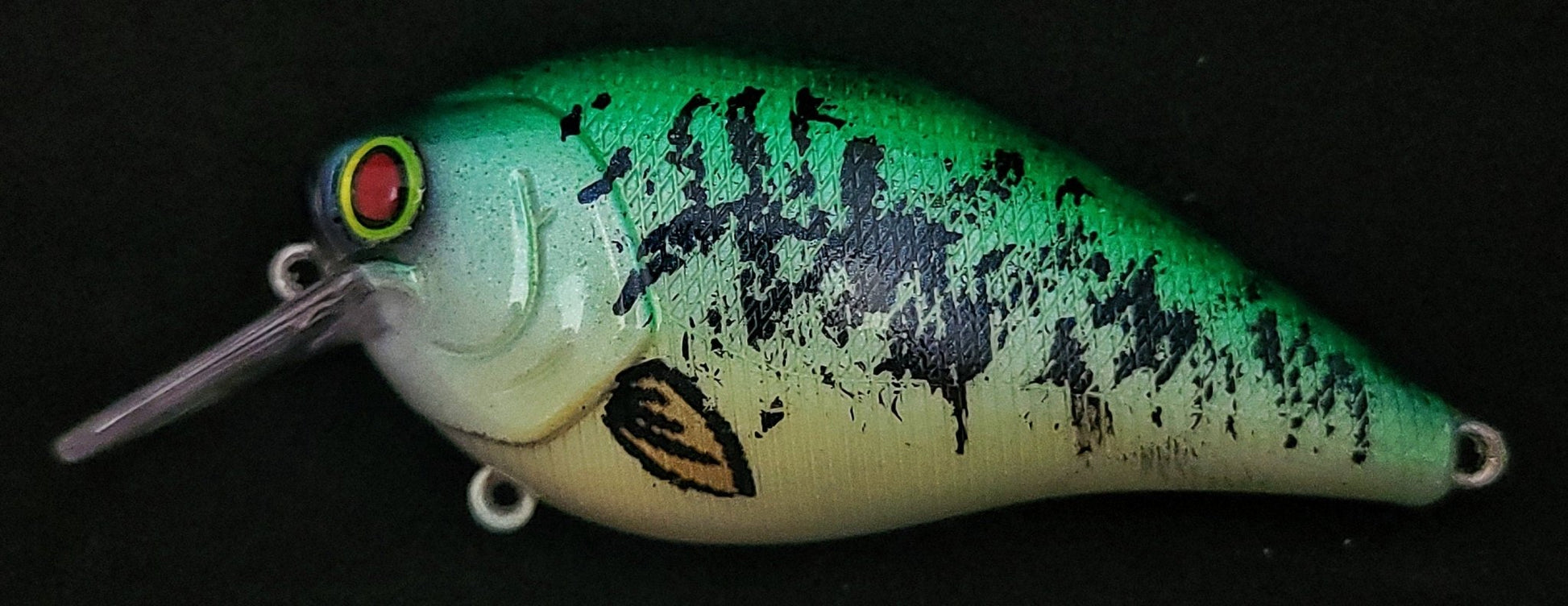bass top coat on painted lures Custom Painted Crappie Lure Design – OnlyFins Bass Fishing OK
